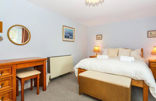 Corner House - Photo 18