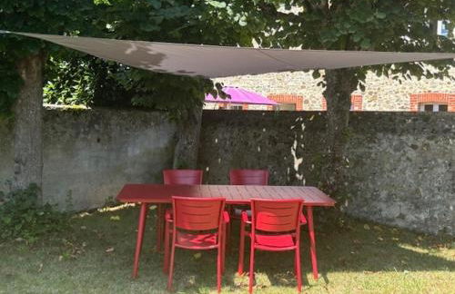 Proche plage, maison de bourg pleine de charme - Foto 12