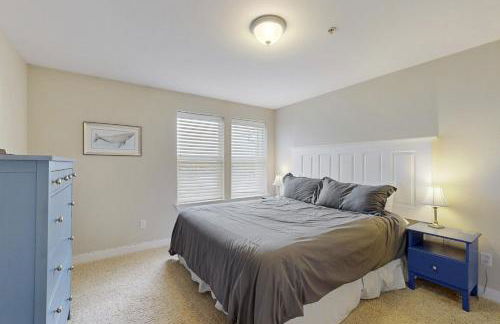 Top Floor - All The Views - 2 Bed 2 Bath Apartment in Westport - Foto 23