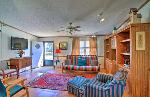 Spacious Utopia Family Home w/ Hill Country Views - Foto 4