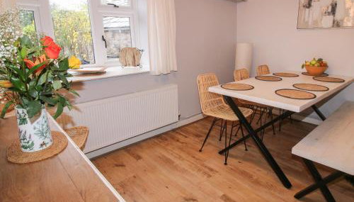 Laurgeths House - Photo 4