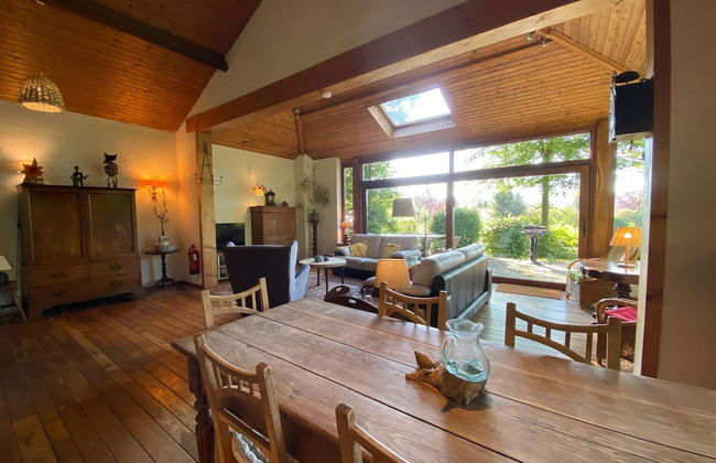 Charming Holiday Home With Garden - Photo 26