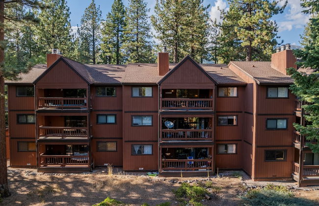 Incline Paradise by Avantstay Walk to Town Lake 5mins to Ski Resort - Photo 43