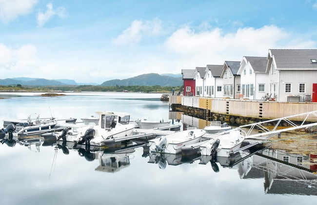 6 Person Holiday Home in Averoy - Foto 35