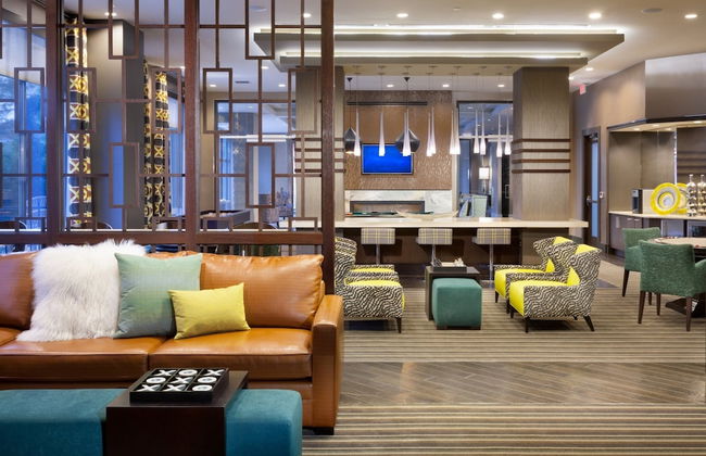 Bluebird Suites in Reston - Photo 8