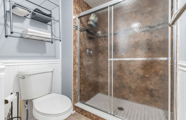 A Large Tropical 7 Bedroom Estate by RedAwning - Foto 30