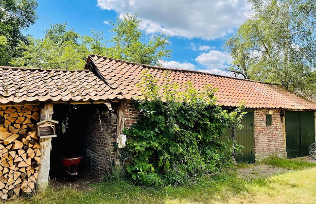 Spacious Farmhouse near Forest in Stramproy - Photo 17