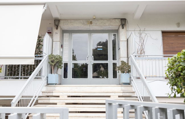 Beachfront 2-bedroom Stay in Voula - Photo 42