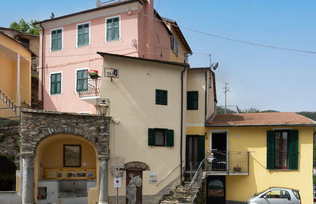 4 bedroom House in Prelà with garden and terrace - Photo 3