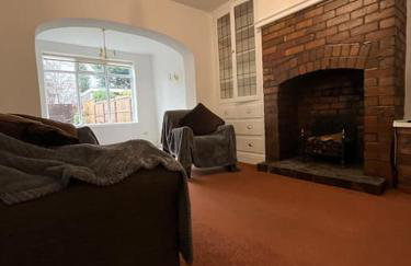 West Street House-Furnished Let - Foto 1