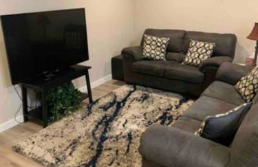 Valley Escape in Quiet Area Neighborhood - Foto 12