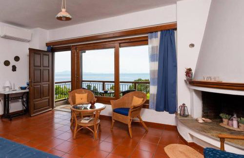 Seaside House with view over Pagasitikos - Photo 17