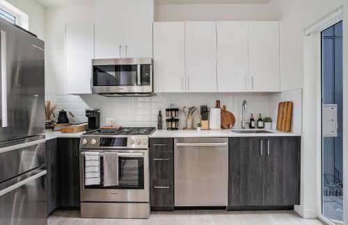 Perch - Urban Reflection 18 - Photo 5