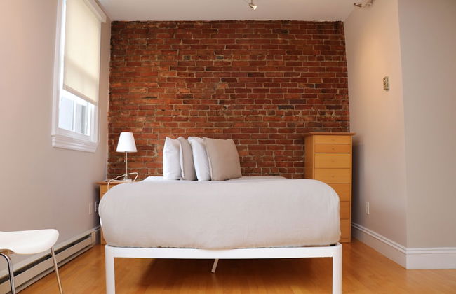 Maverick Suites at 402 Columbus Ave - Foto 4