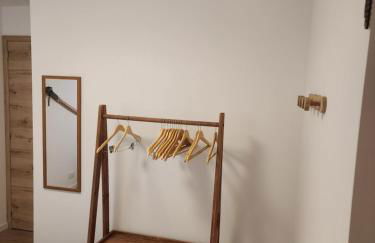 La Marmotte- Charme montagnard en centre ville et station à proximité - Foto 4