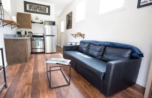 Iron Horse Cabin at Base Camp Lodging Company - Foto 8