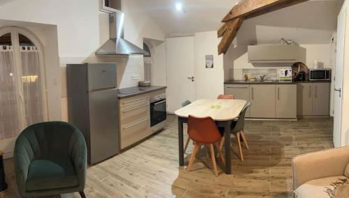 Très beau F2 au cœur du village - Foto 5