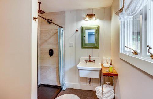 Serene Getaway with Trail Access in Chester Springs - Foto 14