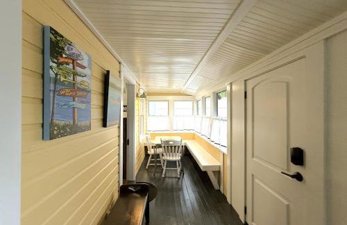 Cottage 8-9 - Stand Alone 2 Bedroom 2 Bath Private Courtyard Pet Friendly with Fee - Photo 9