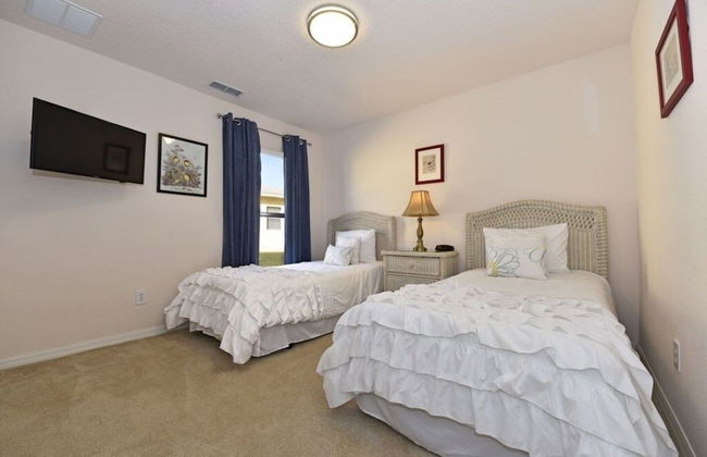 Beautiful 5 Bed Pool Game Room 5 Bedroom Home by RedAwning - Foto 5