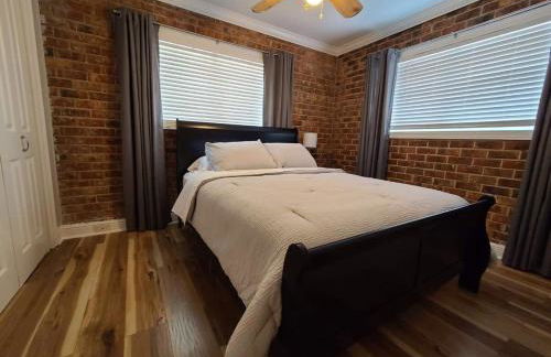 Great Spot near LSU and Mike the tiger - Foto 6