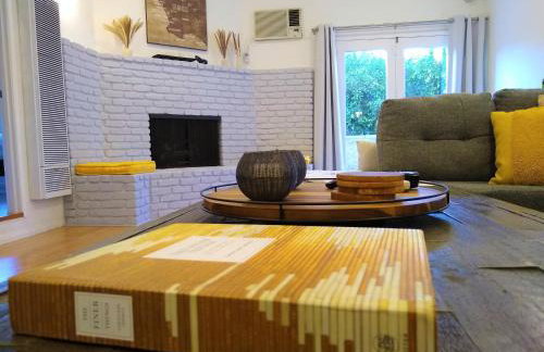Stylish 4 Bedroom Home Near Venice Beach with Backyard BBQ - Foto 38