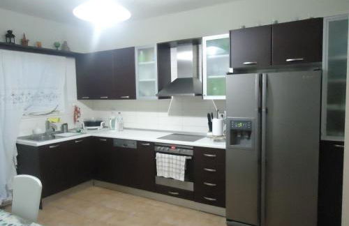 Luxury Beachfront Villa Poseidon Artemisiou Παραθαλάσσια Βίλα στην βόρεια Εύβοια για φιλοξενία 9 ατόμων - Foto 24