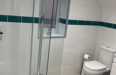 3 bed flat 10 mins to Alton Towers Sleeps 6-8 people - Foto 50