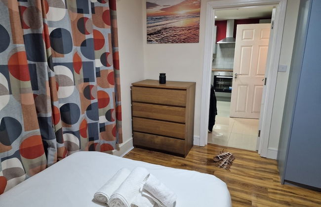 Deluxe 1-bed Apartment in Greenford - Foto 9
