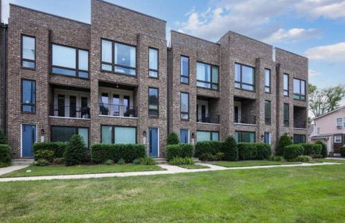 WeHo Nashville Home, Geodis Park, Mini-Golf, Arcade, 10min to Downtown! Sleeps 10! - Foto 39