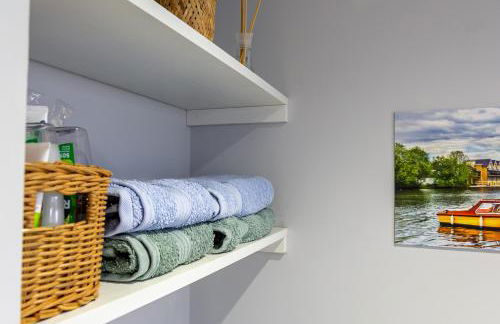 Stylish Studio-Walk to Windsor/Eton/Thames with Car Park - Foto 7