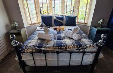 Rumer Hill House a unique boutique styled place to stay in Cannock close to A5 the McArthur Glen outlet - Foto 18