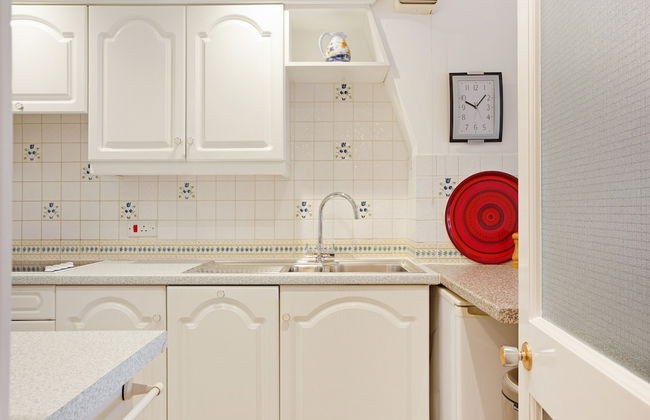 Flat 11 Cossack Lane House - Photo 8