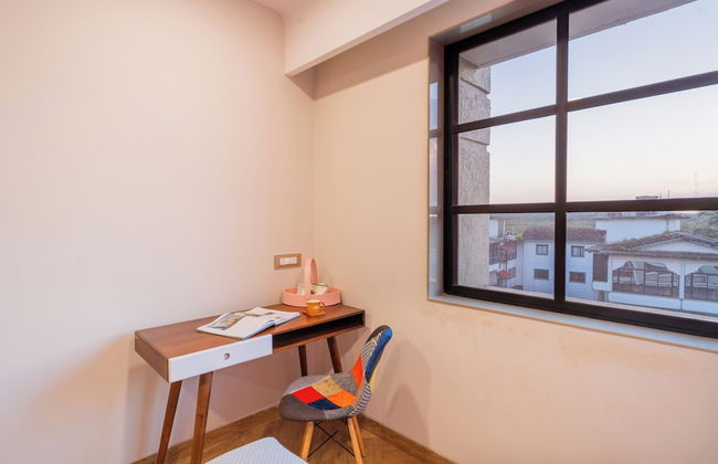 ELIVAAS Kamerios Brisa 1BHK with Jacuzzi - Photo 7