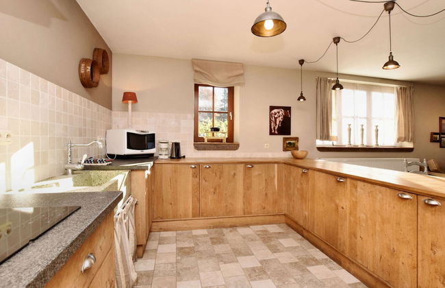 Cozy Holiday Home in Ennal - Photo 11