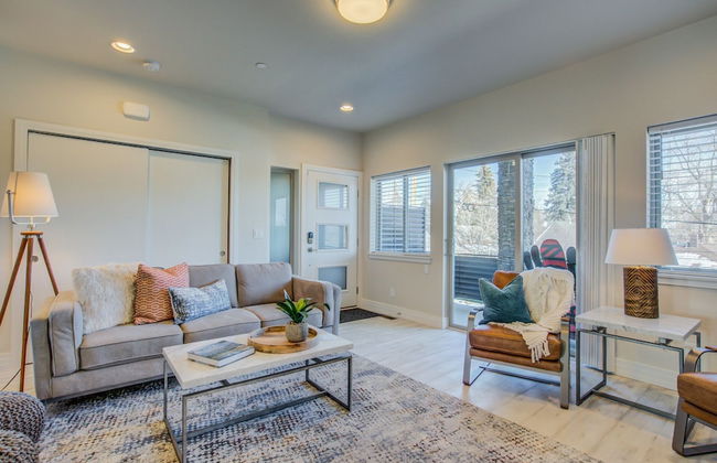 4BR Mnt Viewsmodern Urbanityrooftop Patio - Foto 25