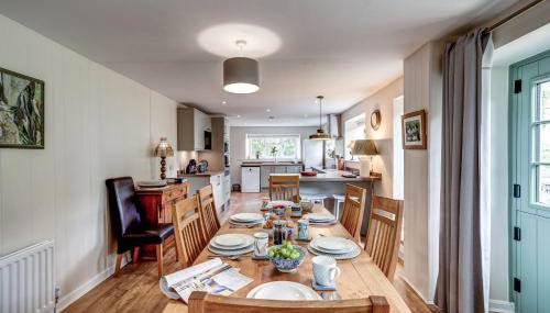 Meadow Cottage - Photo 2