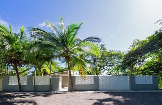 Playa Potrero Modern 3 BR Home Centrally Located - Casa Coastal Serenity - Photo 42