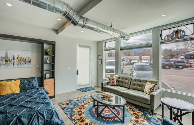 1BD Studio Downtown Close to Hiking W/ac! - Foto 1