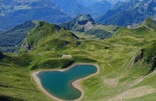 La Suite Unique - Le jardin sur les Pyrénées- vue panoramique montagne -jardin clôturé privé de 100m2-Parking-Linge de lit et serviettes compris- - Foto 21