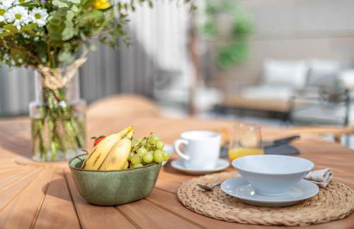 Avenida de San Luis 25, Design and comfort in the true style of Madrid, Book your getaway now! - Foto 38