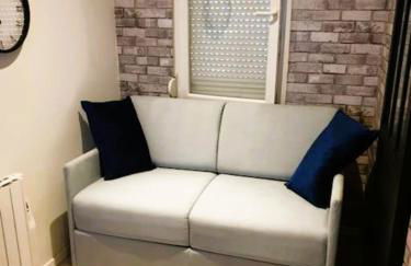 STUDIO LE PETIT ATELIER - PROCHE GARE - WiFi - Foto 1