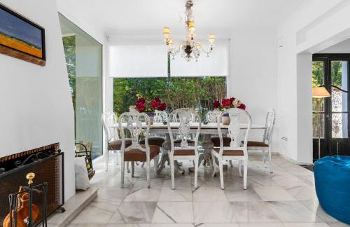 Villa Familiar con Piscina - Photo 5