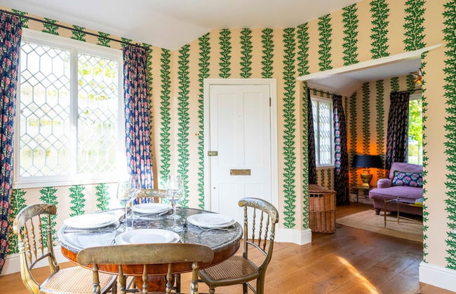 Luxurious Vineyard Hideaway At Stanlake Park - Foto 19