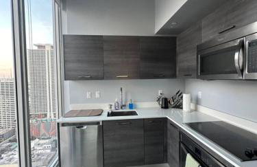 Luxury Loft 270 views, Rooftop Pool, Parking - Foto 11