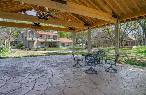 Modern Lake Conroe House with Lakefront Park and Deck! - Photo 35