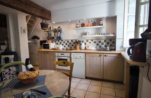 Maison des Remparts nichée sous la Cité - Photo 5