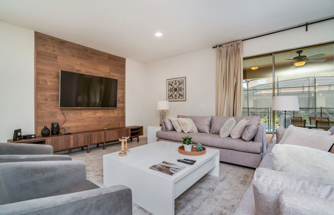 8 Bed 6 Ba Villa with Games, Pool & Spa - Foto 32