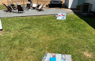 Carters Cottage Hot Tub, Fire Pit, Cozy Views - Foto 48