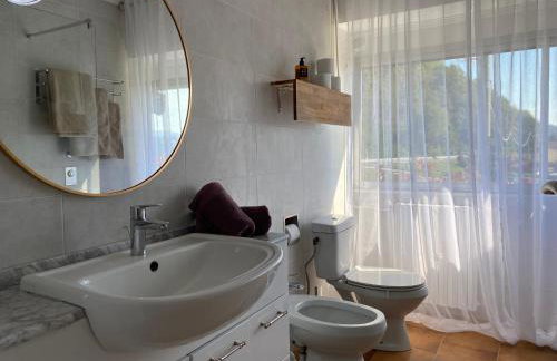 THE BEACH - large apartment with private beach - Foto 29